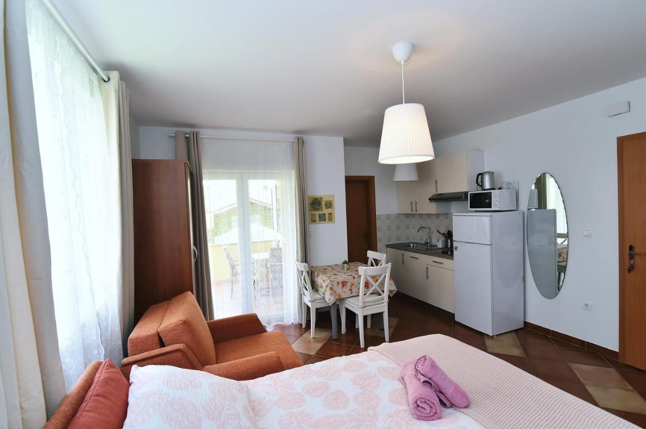 Apartments Luni Baška Zewnętrze zdjęcie