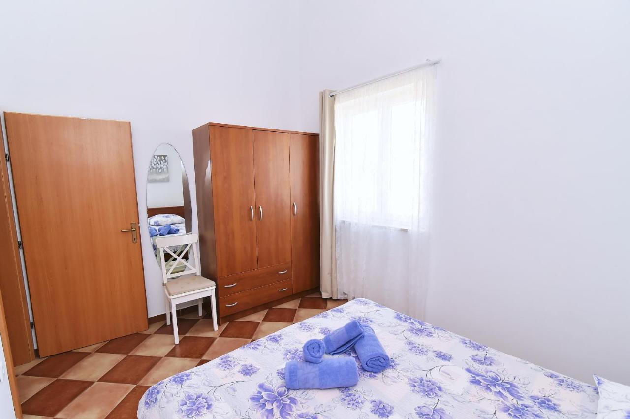 Apartments Luni Baška Zewnętrze zdjęcie